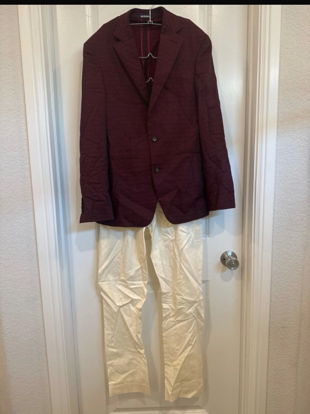 Murano Burgundy Sport Coat with Cream Pants